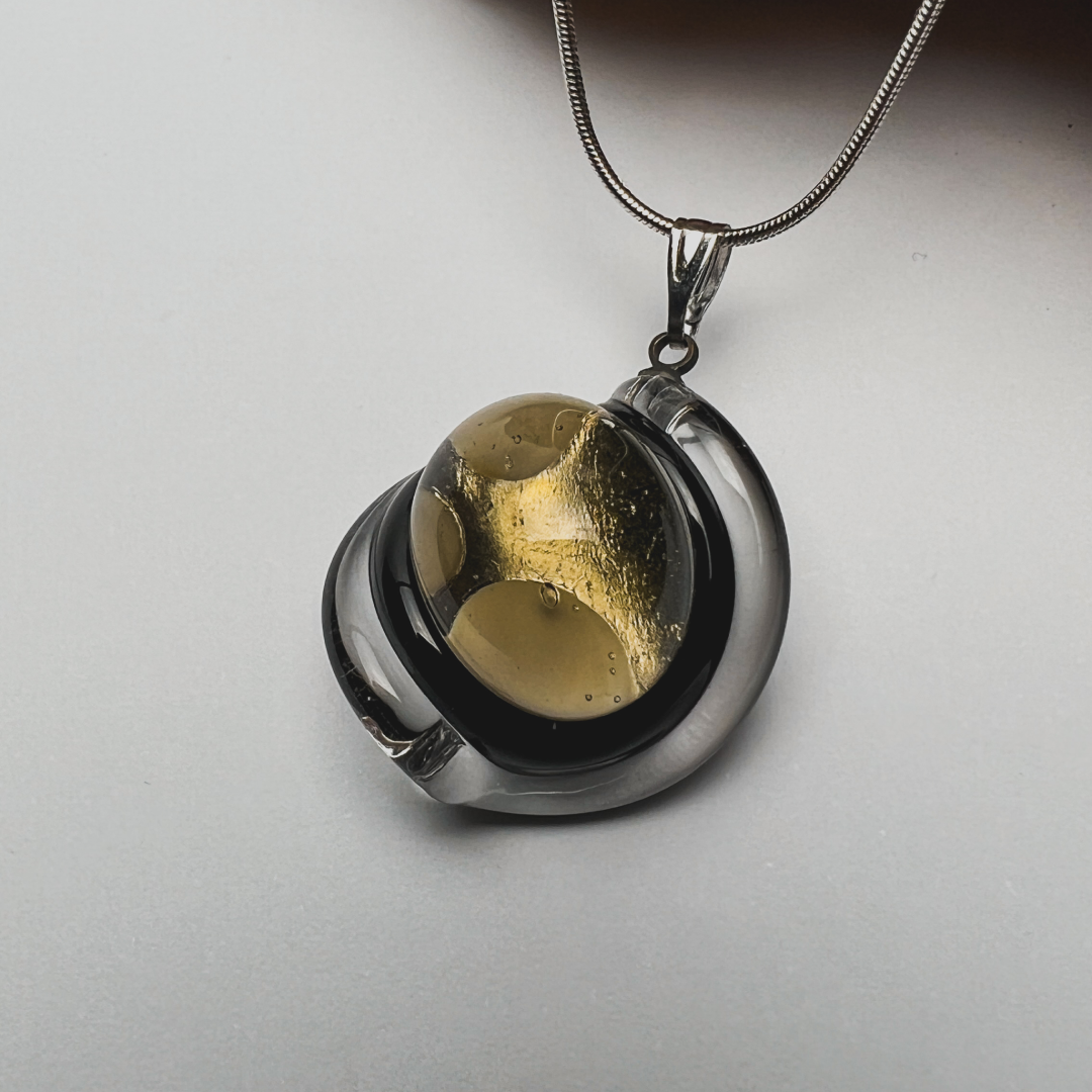 Dies Veneris — Friday | Venus Necklace